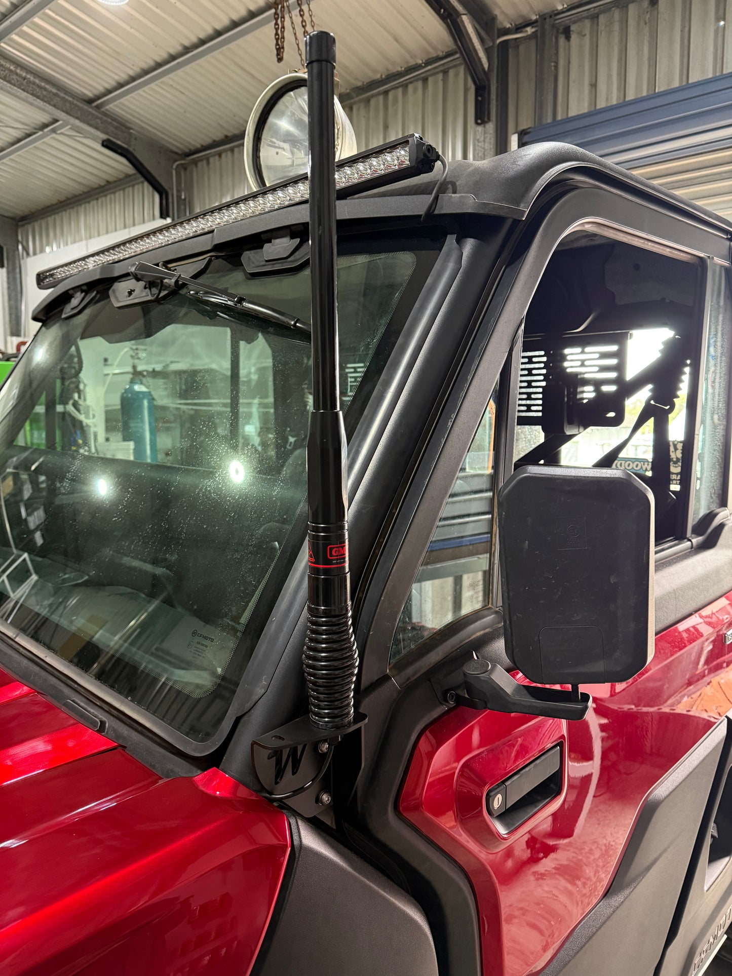 CFMOTO U10 Pro Highlander - UHF / Spotlight Mount