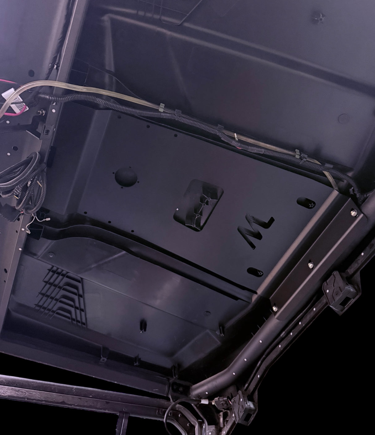 CANAM DEFENDER HD10 - Spotlight Roof Plate