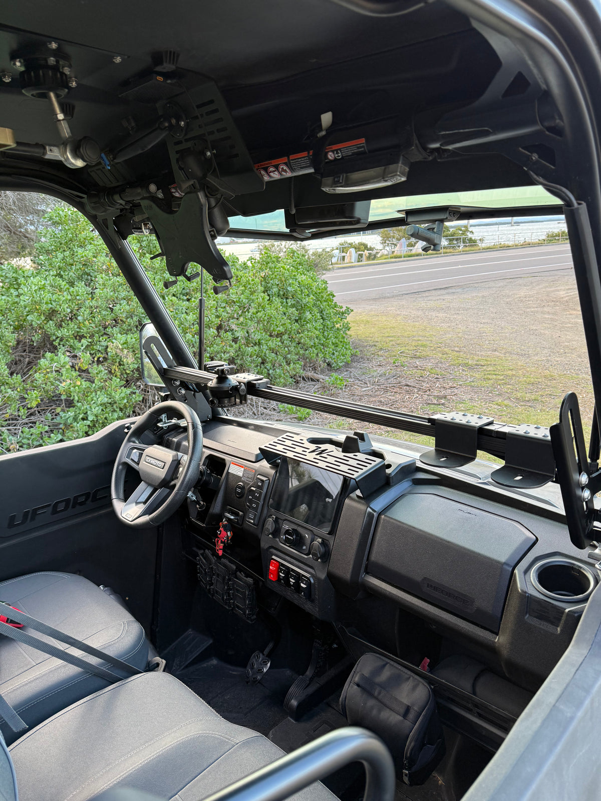 CFMOTO U6 EV-Shooting Rest