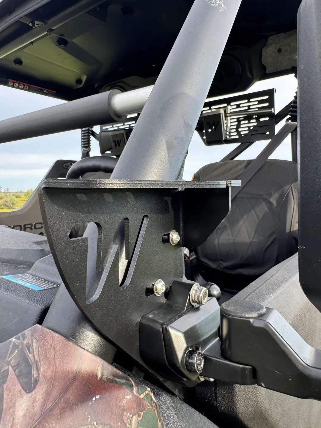 CFMOTO U10 Pro - UHF / Spotlight Mount