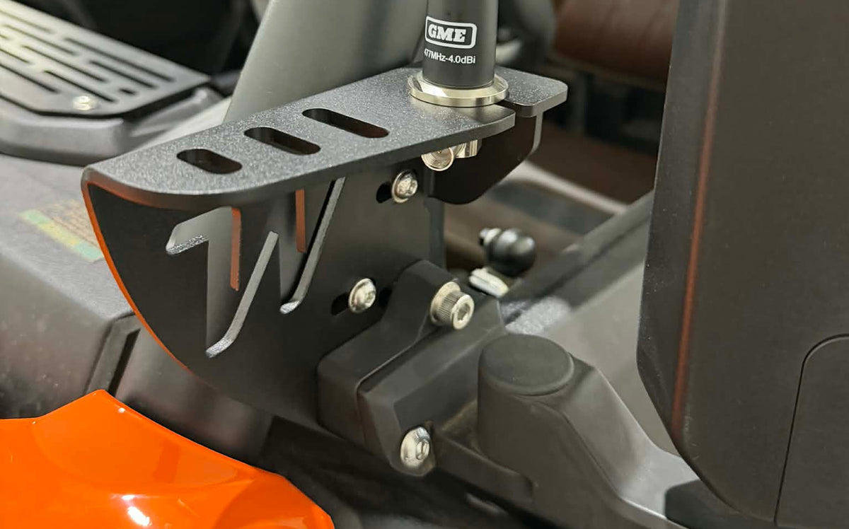 CFMOTO U10 Pro - UHF / Spotlight Mount
