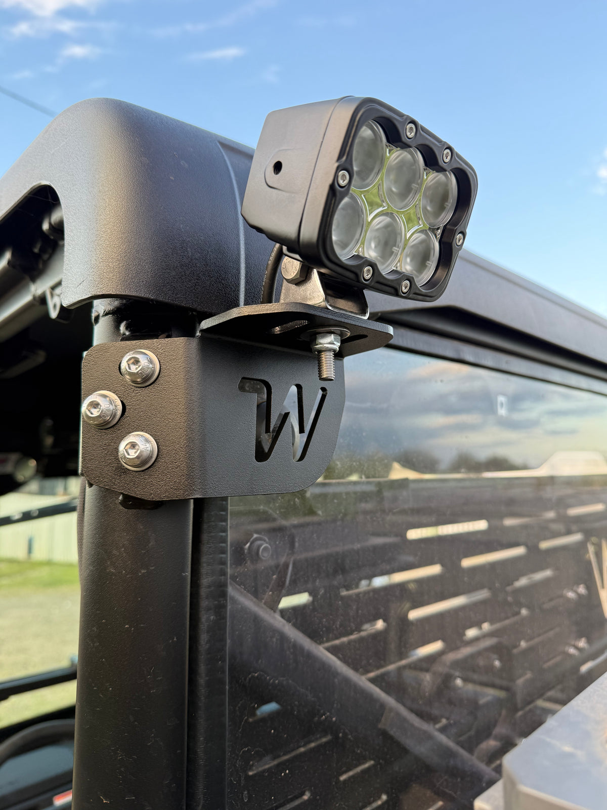 CFMOTO U6 - Rear Pillar Light Mount