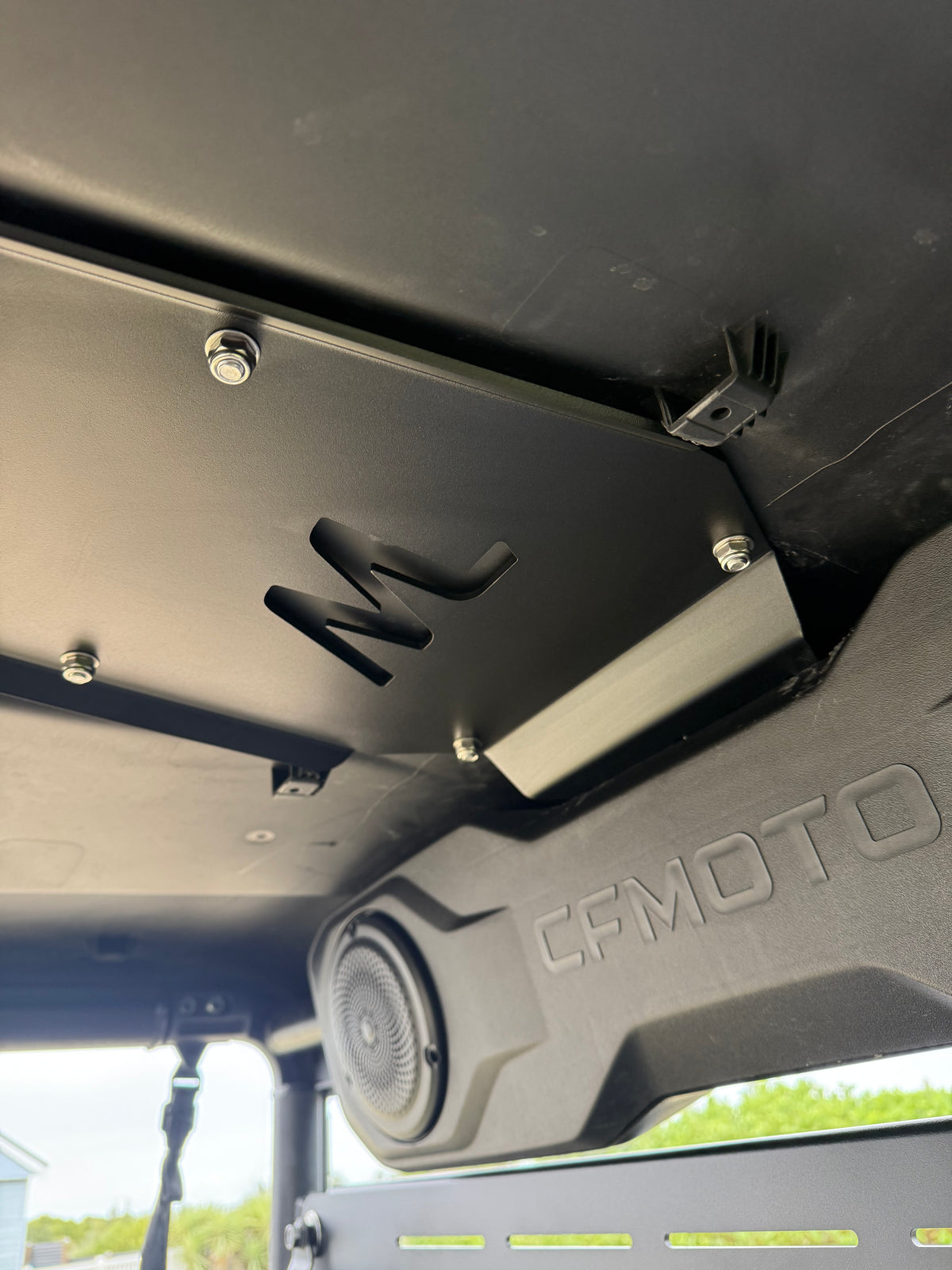 CFMOTO U6 EV- Spotlight Roof Plate