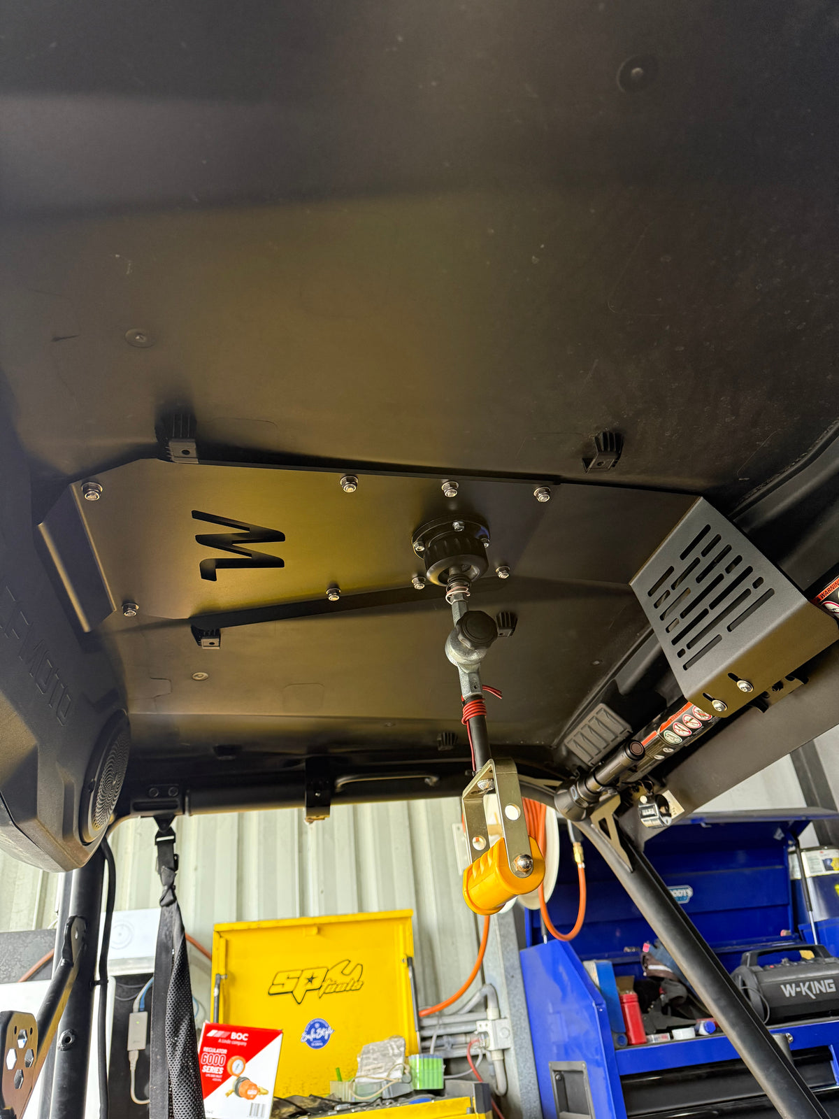 CFMOTO U6 EV- Spotlight Roof Plate