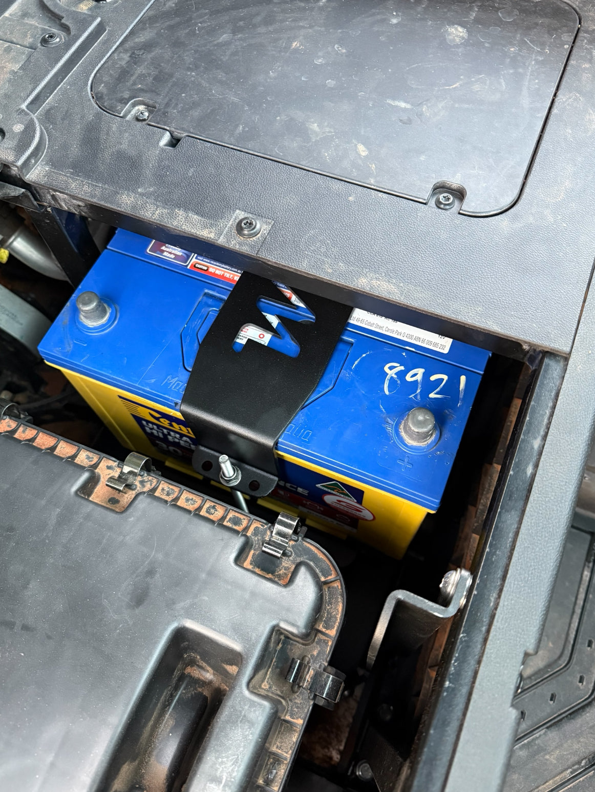 CFMOTO U10 PRO- Secondary/Auxiliary Battery Mount(will Not Fit Highland Models)