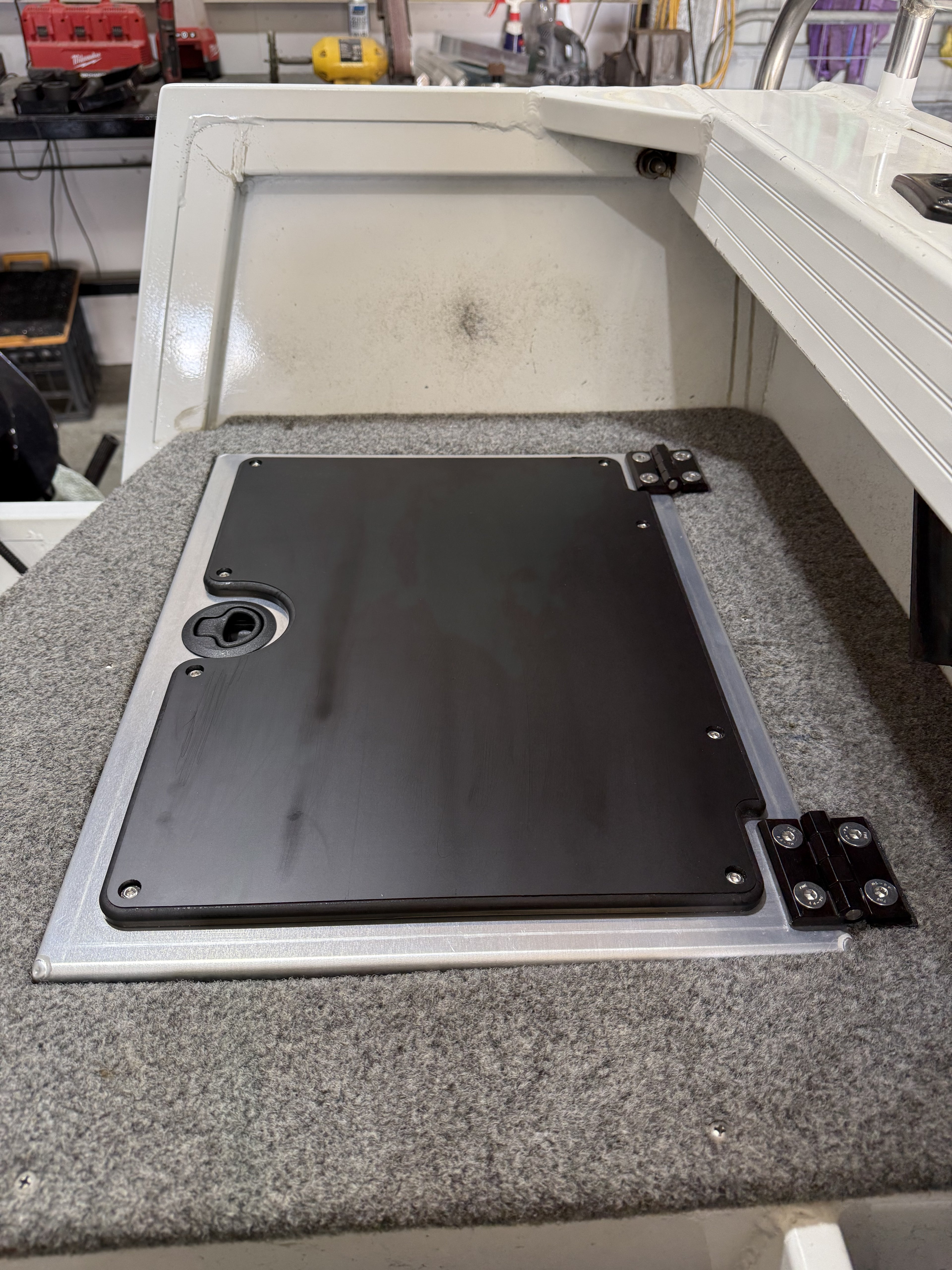 Live Bait Tank UPGRADE - QUINTREX RENEGADE/ STACER OUTLAW - Woodys Alloy 